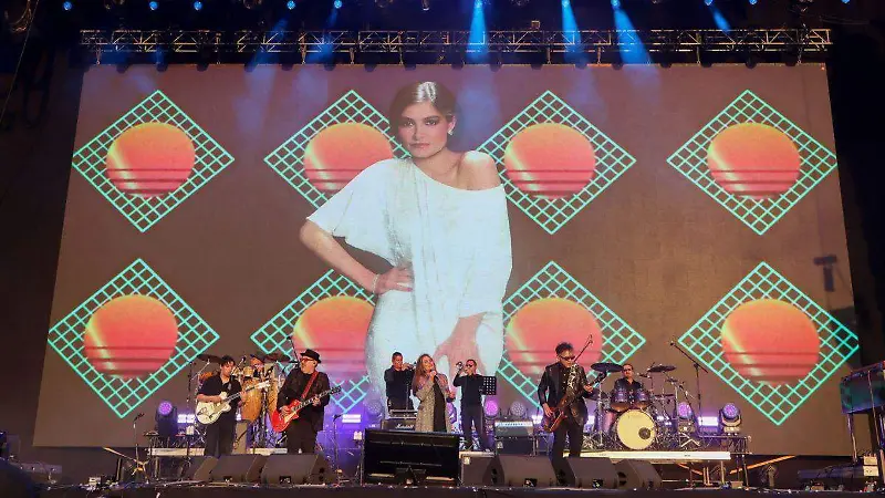 Música para mandar a volar en el Vive Latino (1).jpg
